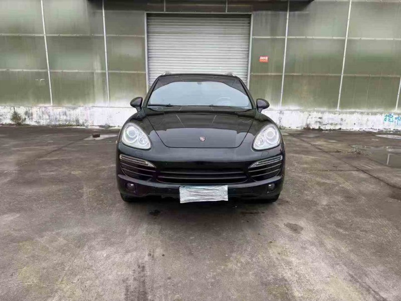 徐州14年保时捷卡宴1