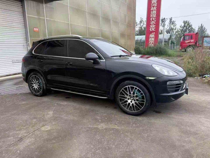 徐州14年保时捷卡宴3