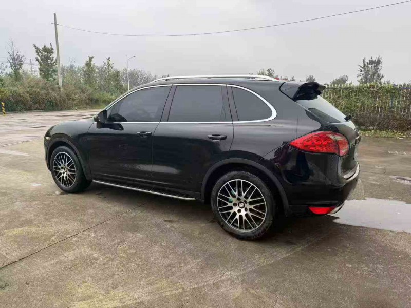 徐州14年保时捷卡宴8