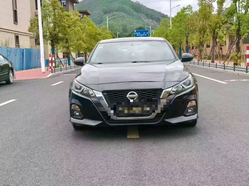 福州21年日产天籁1