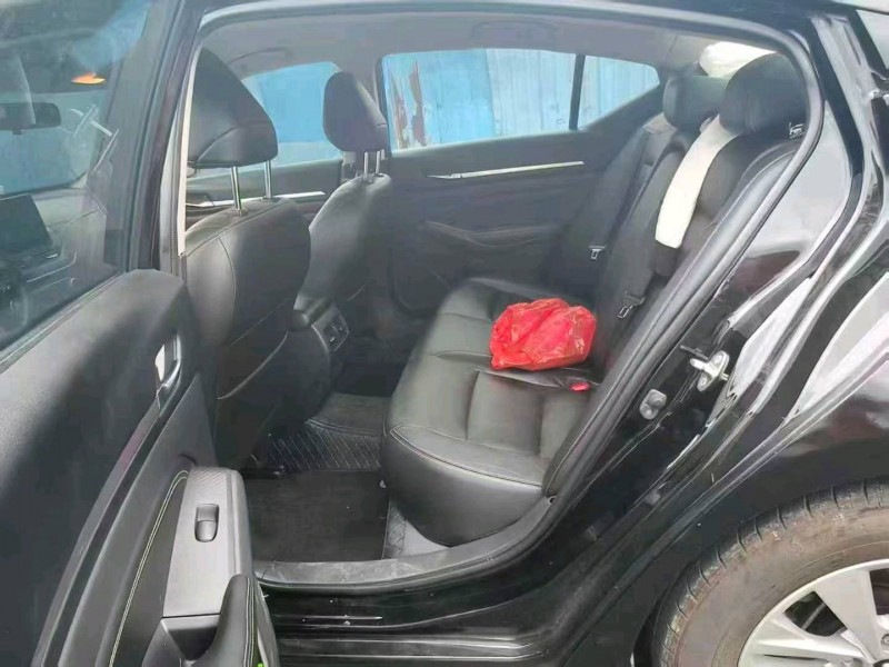 福州21年日产天籁4