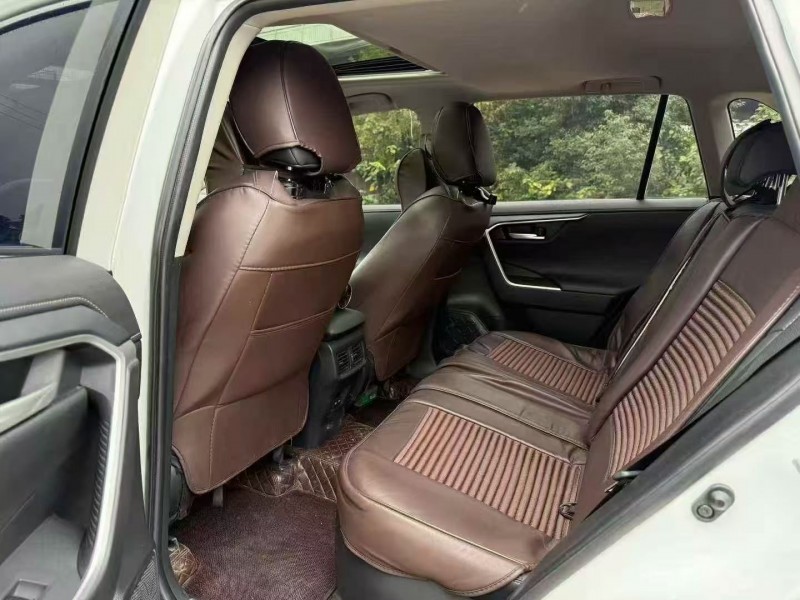 衡阳23年丰田威兰达4