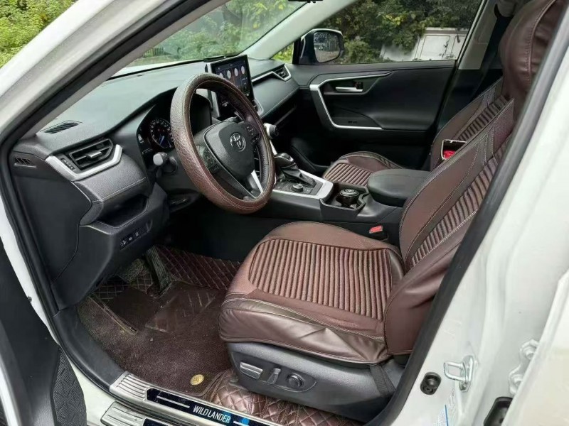 衡阳23年丰田威兰达6