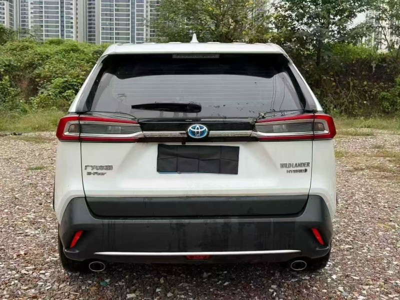 衡阳23年丰田威兰达9