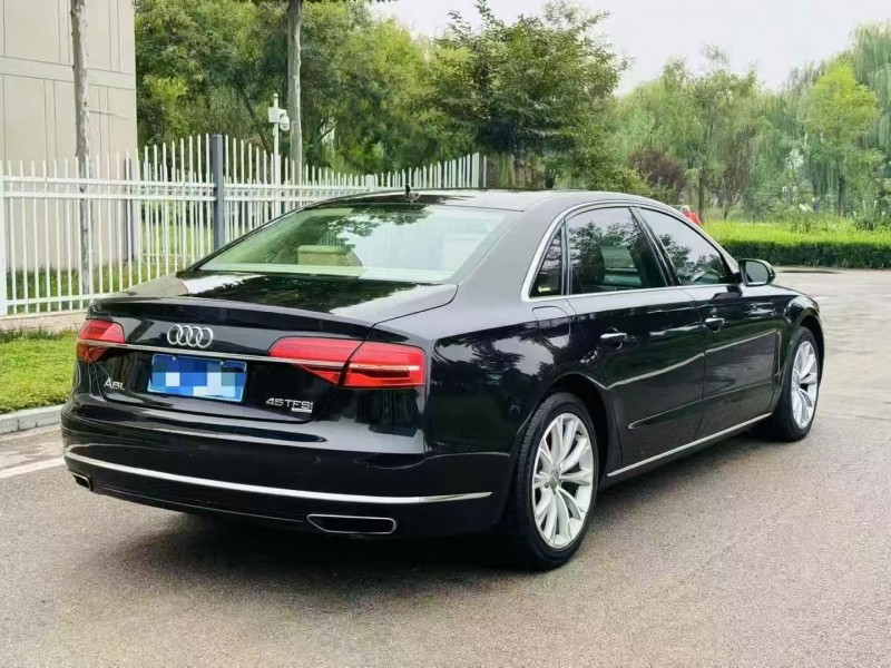 潍坊15年奥迪A8L7