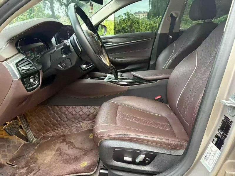 淄博21年宝马5系4