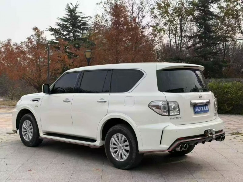 淄博18年日产途乐8