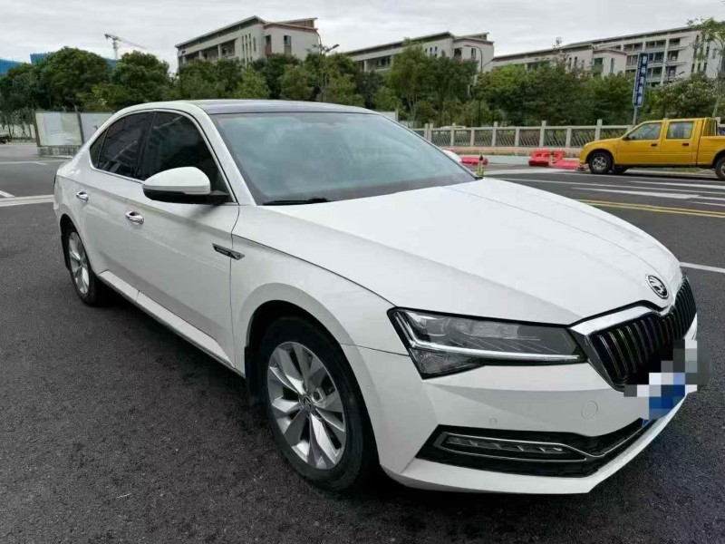 厦门21年斯柯达速派3