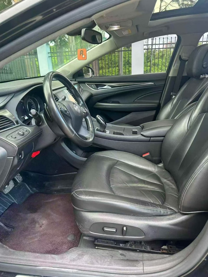 厦门17年别克君越5