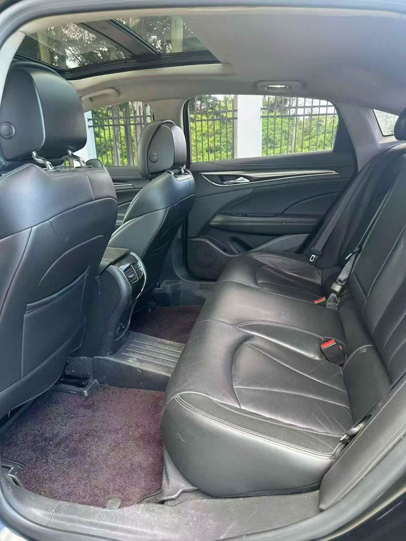 厦门17年别克君越6