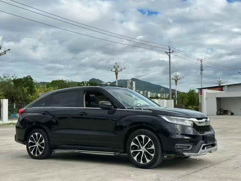 厦门17年本田冠道2