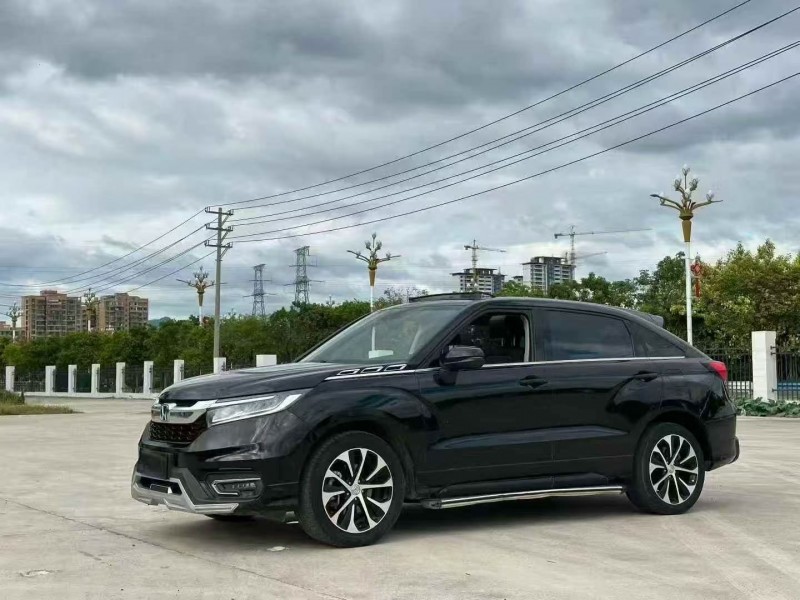 厦门17年本田冠道3