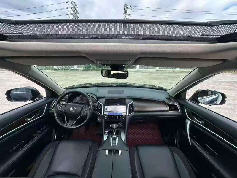 厦门17年本田冠道5