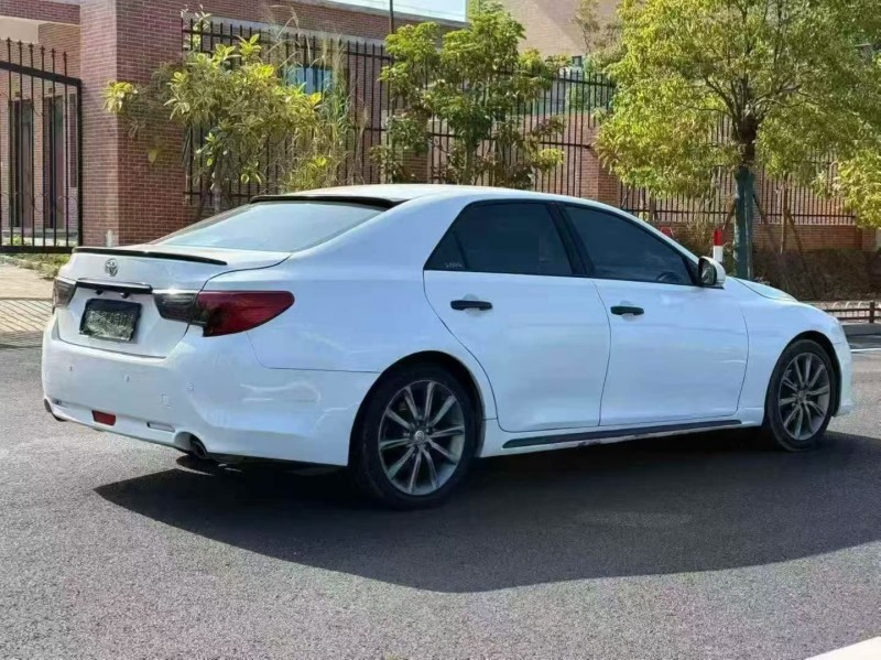 莆田10年丰田锐志7