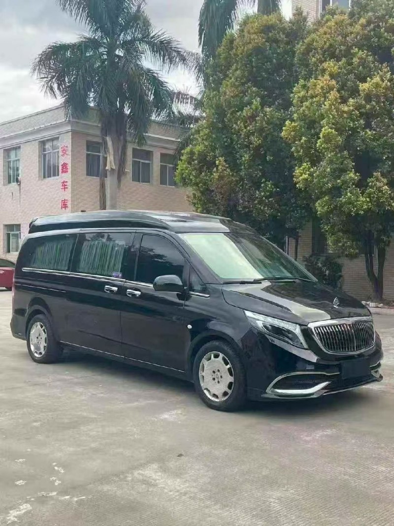 厦门21年奔驰威霆3