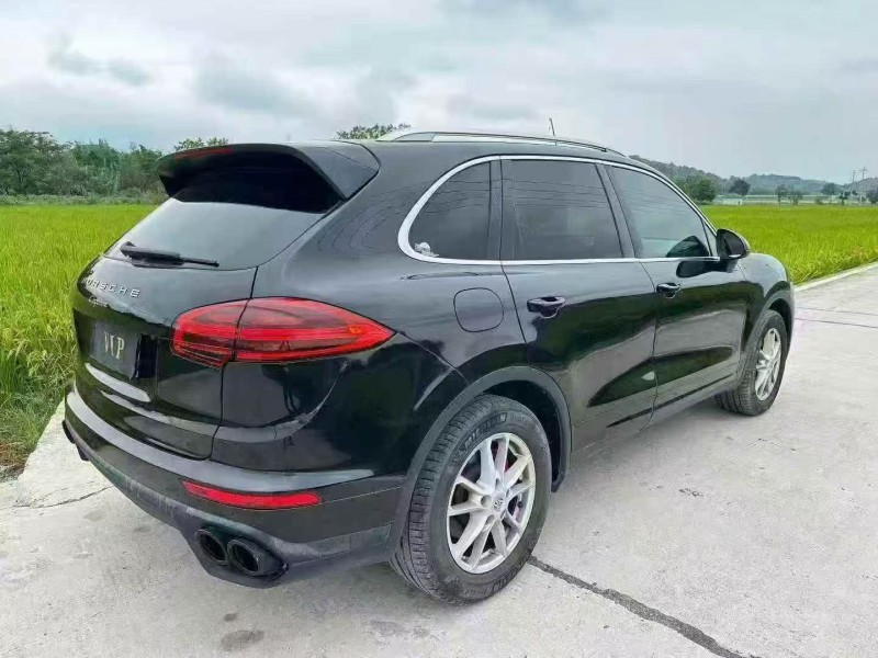 宁波15年保时捷卡宴7