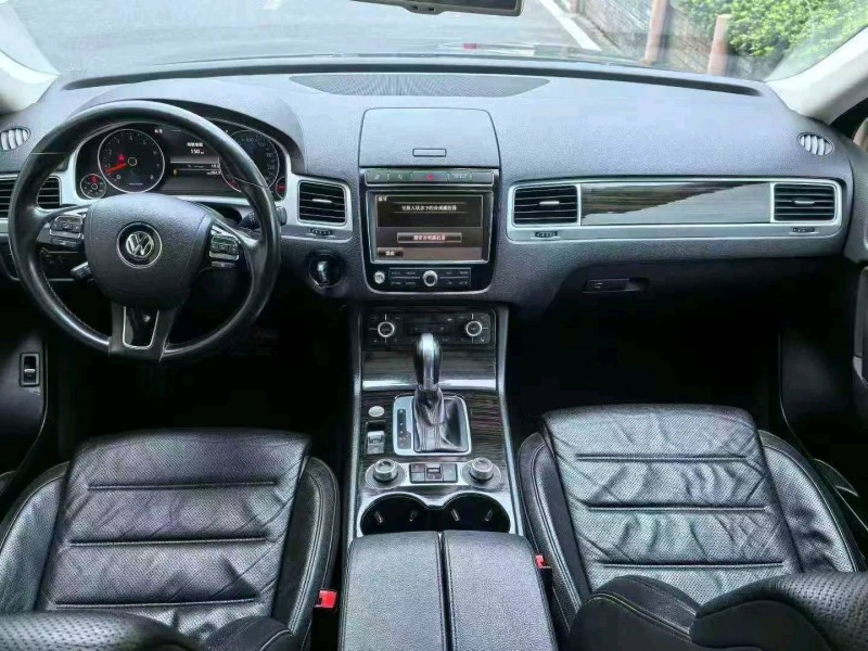 宁波16年大众途锐6