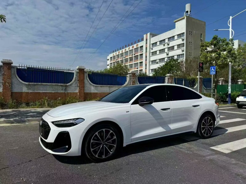 深圳25年奥迪A52