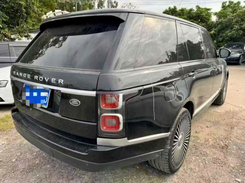 深圳22年路虎揽胜8