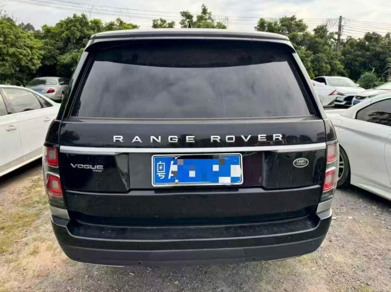 深圳22年路虎揽胜9