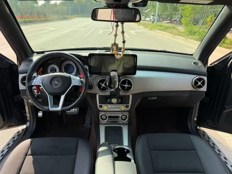 淄博15年奔驰GLK6