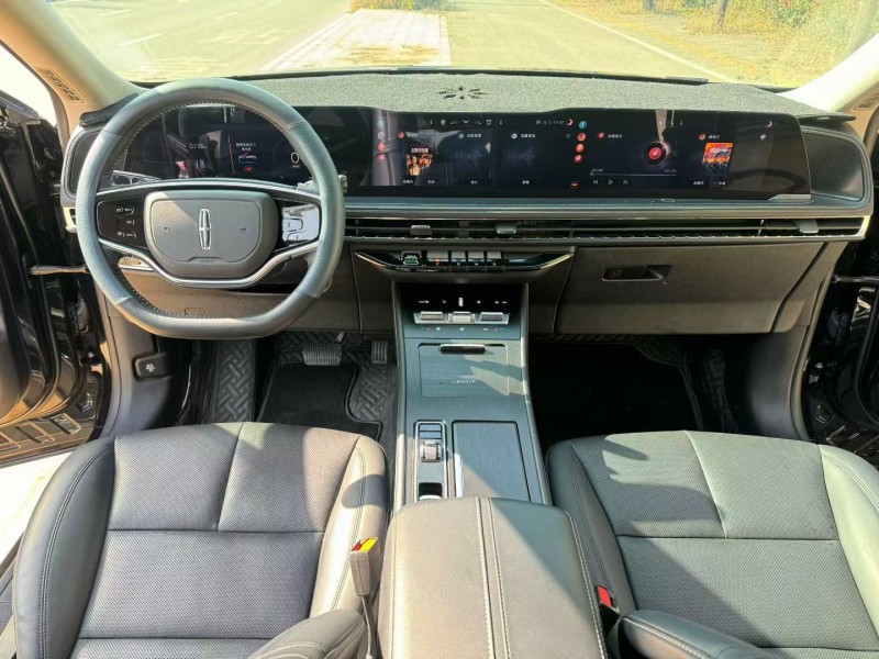 日照24年林肯冒险家4