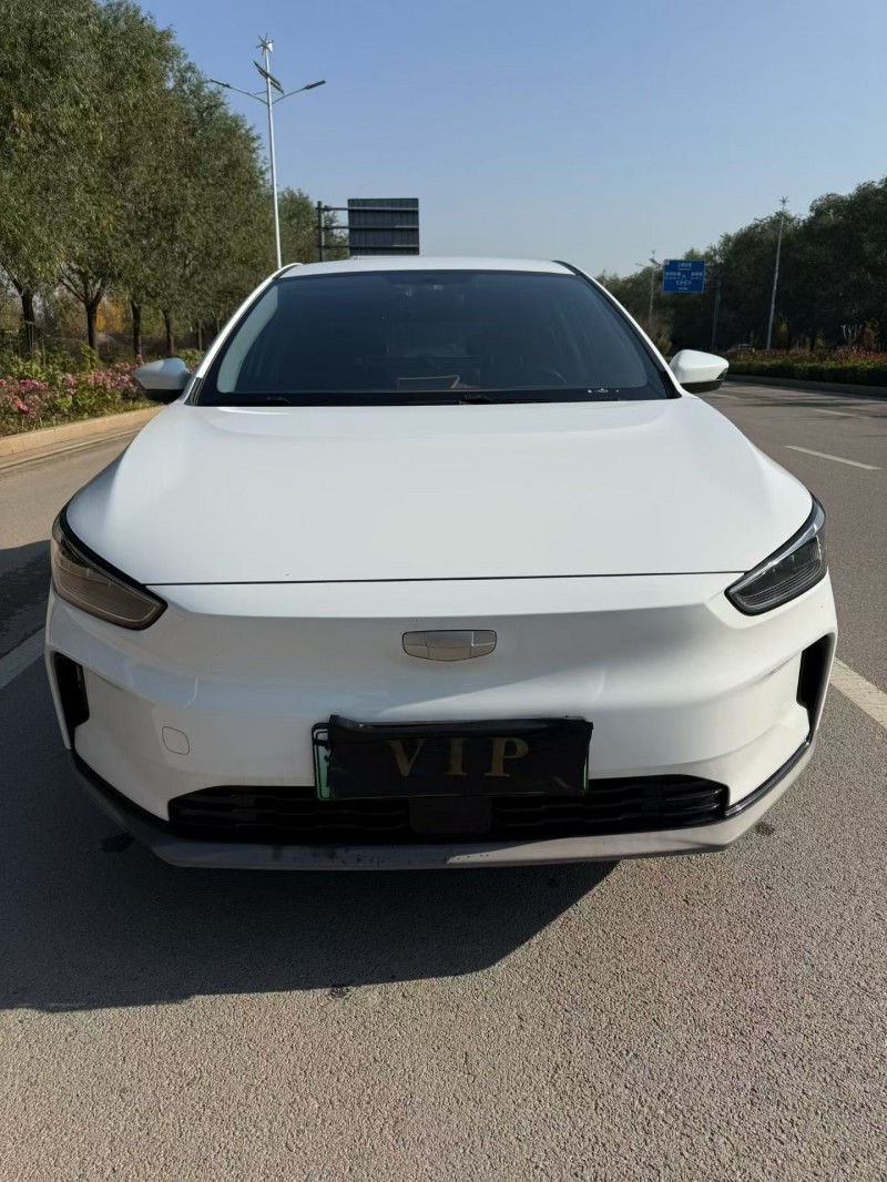 东营23年吉利几何1