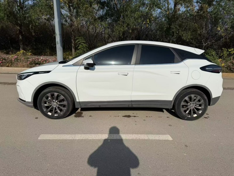 东营23年吉利几何7