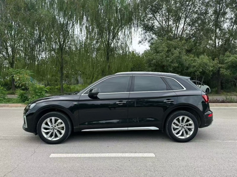 枣庄22年奥迪Q58