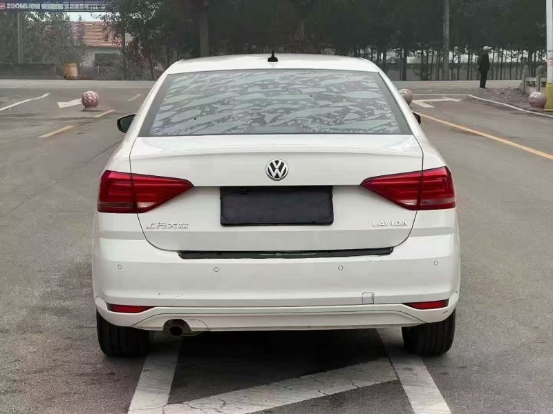 淄博19年大众朗逸8