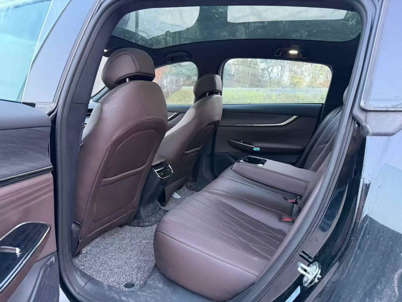 淄博24年长安汽车启源5