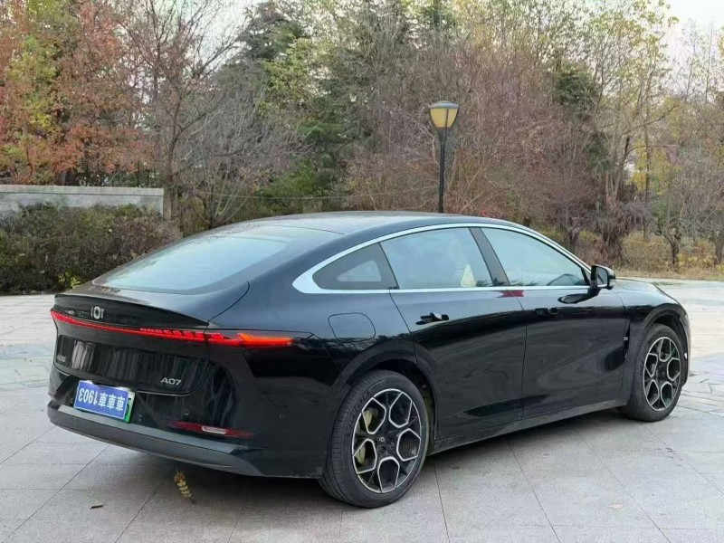 淄博24年长安汽车启源8