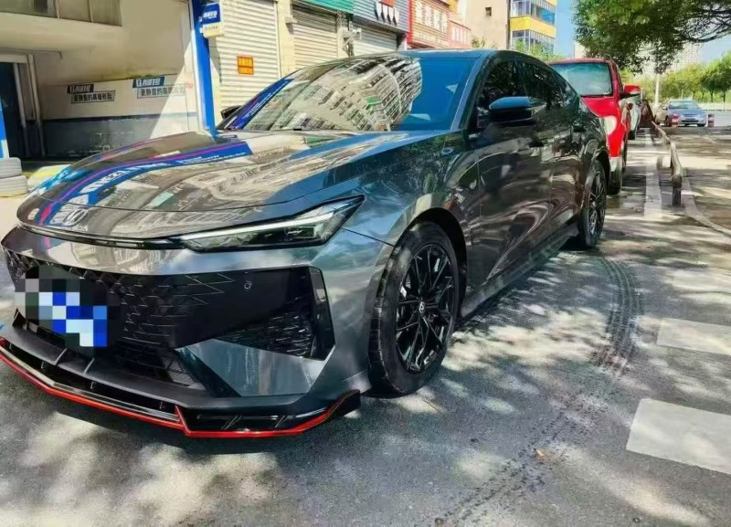 莆田25年长安汽车UNI3