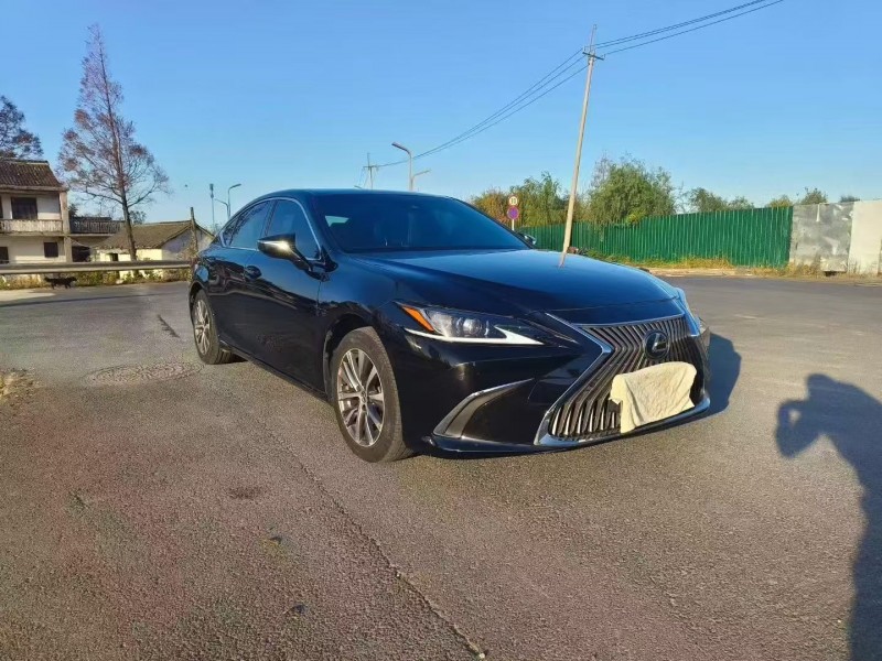 常州20年雷克萨斯ES2