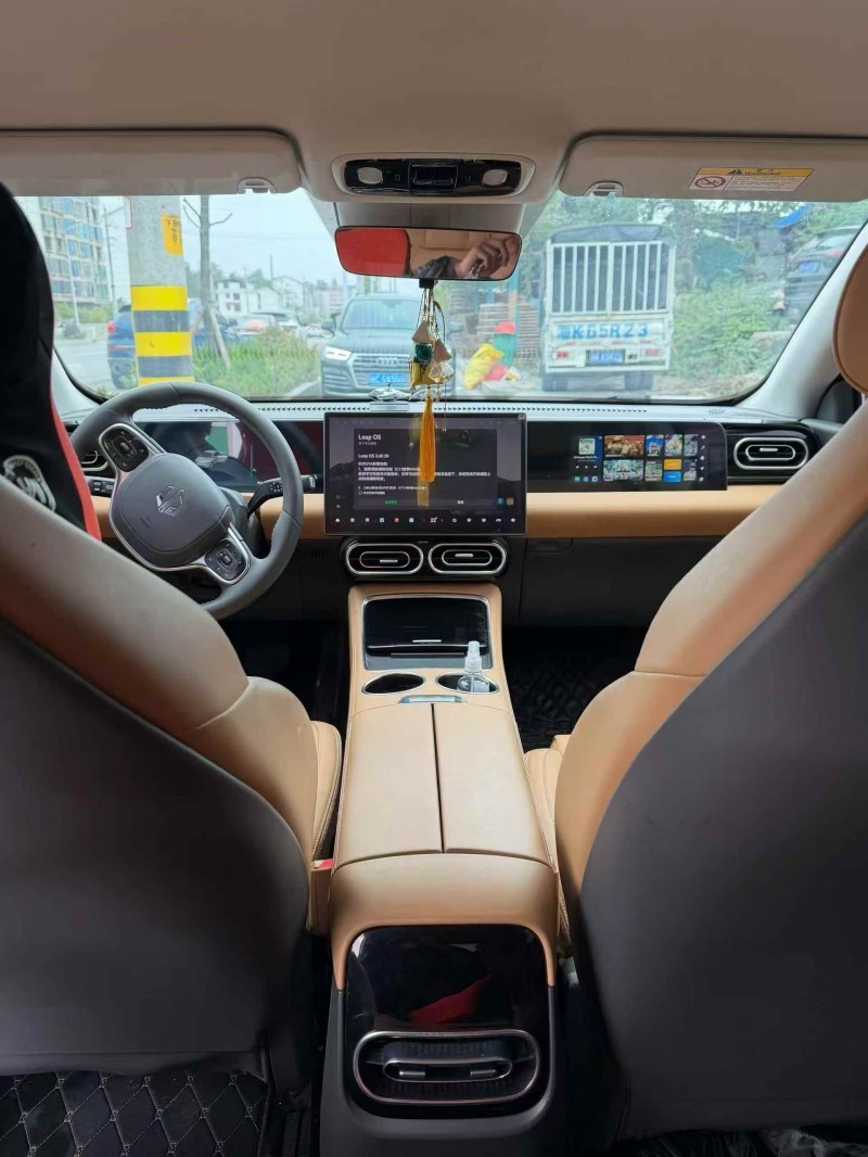 衡阳24年零跑汽车C014