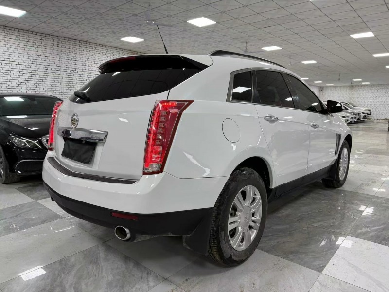 廊坊15年凯迪拉克SRX7