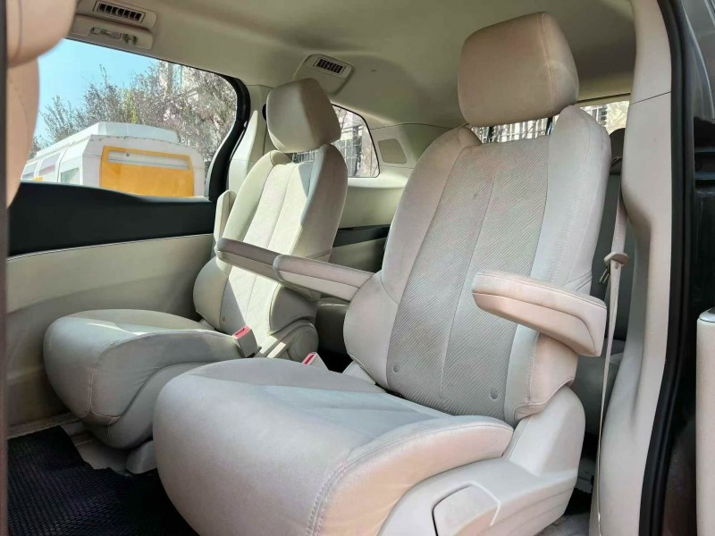 郑州23年别克GL84