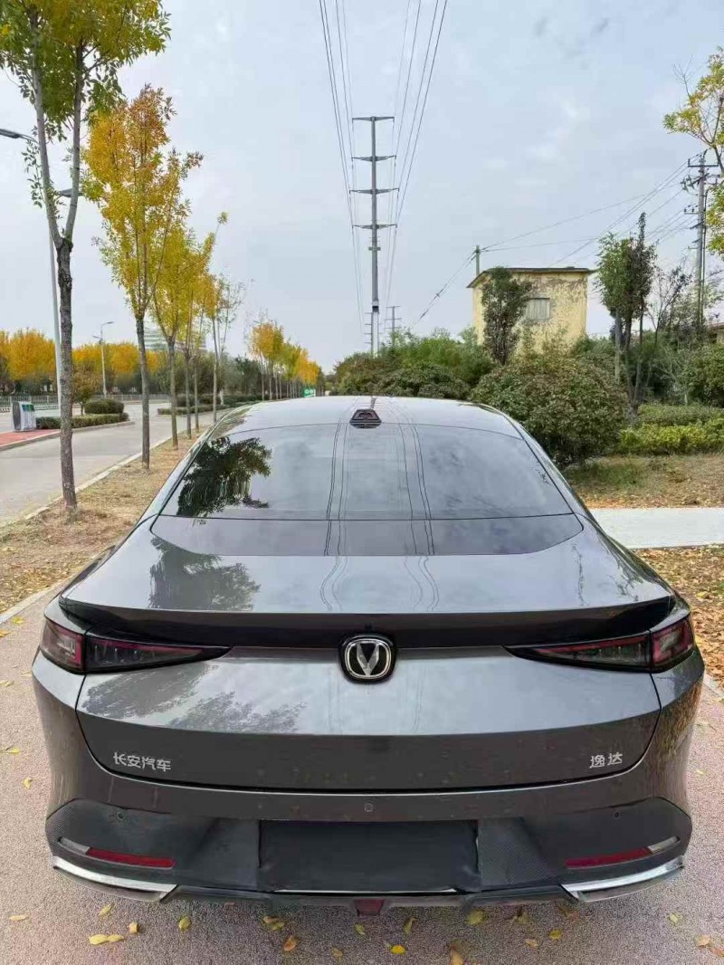 枣庄23年长安汽车逸达9