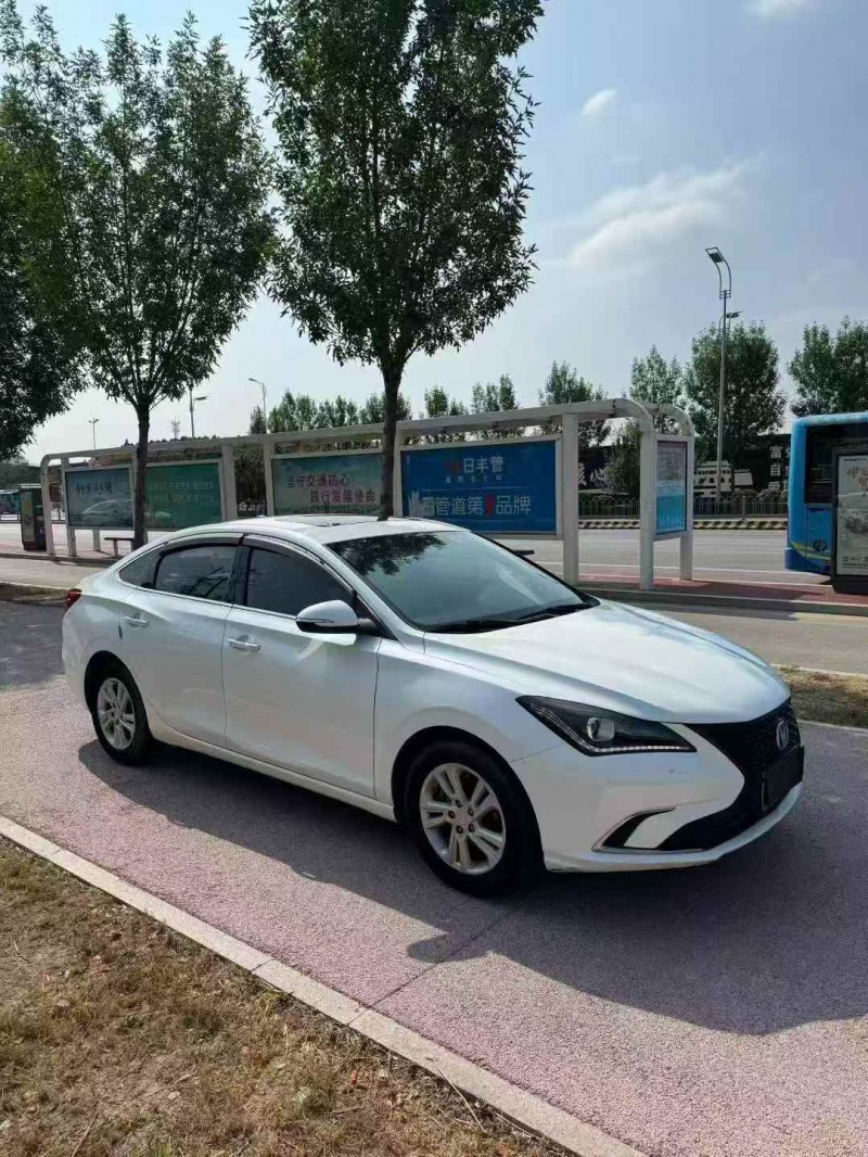 枣庄20年长安汽车逸动3