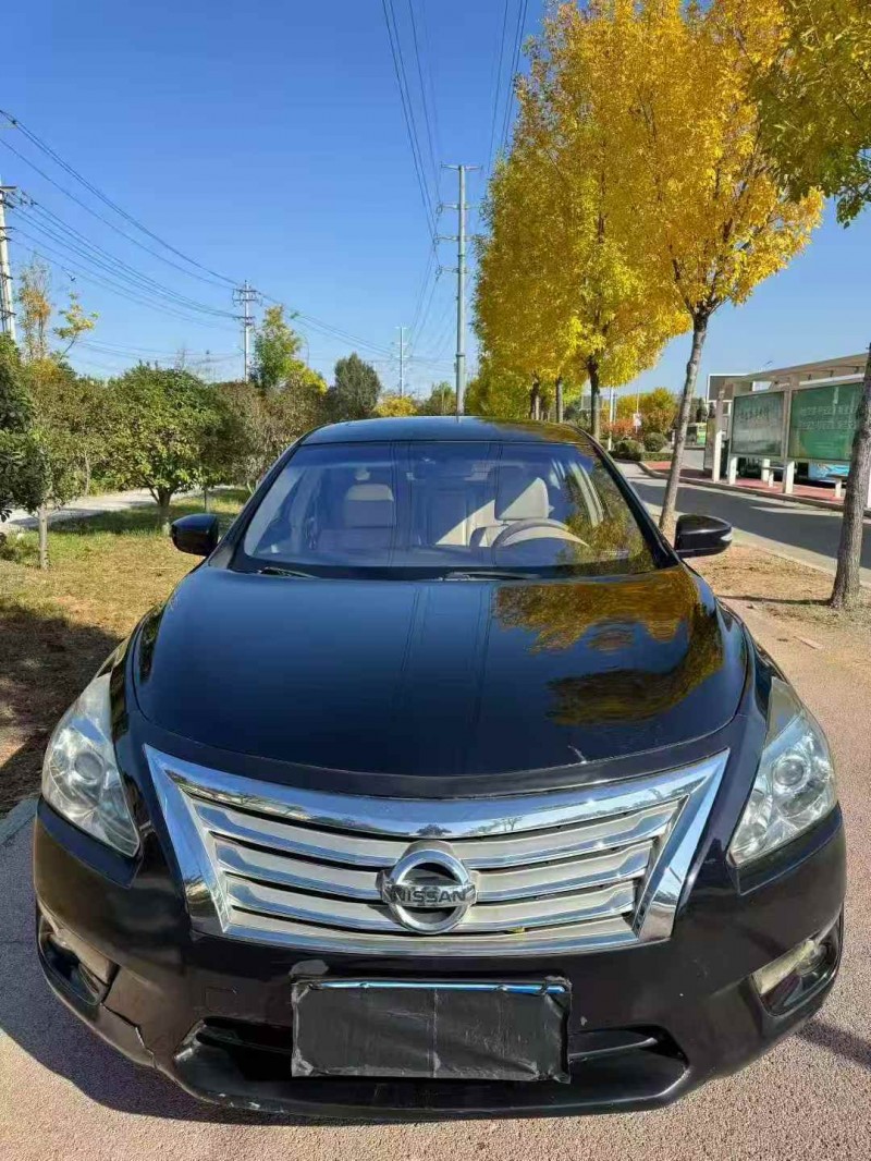 枣庄13年日产天籁1