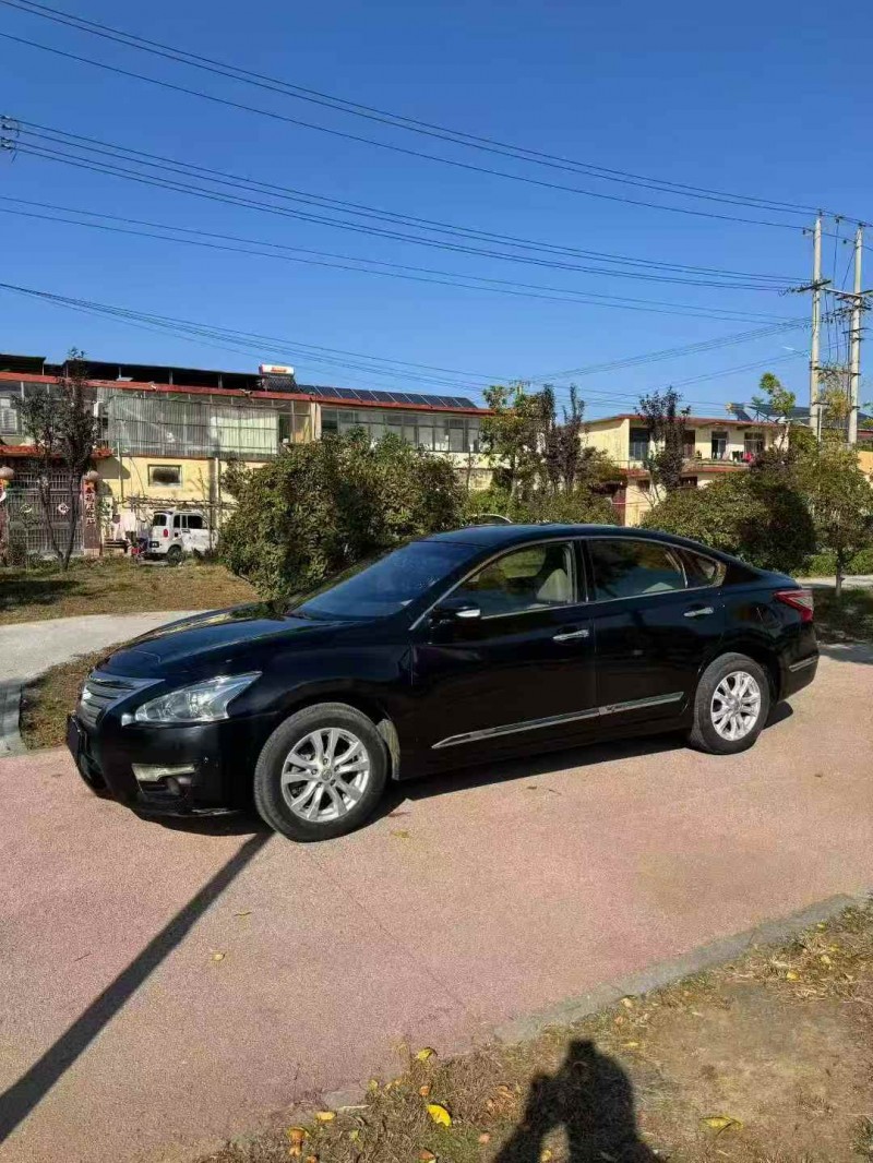 枣庄13年日产天籁2