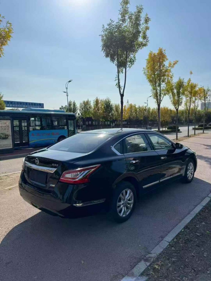 枣庄13年日产天籁8