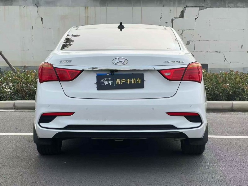 郑州17年现代名图8