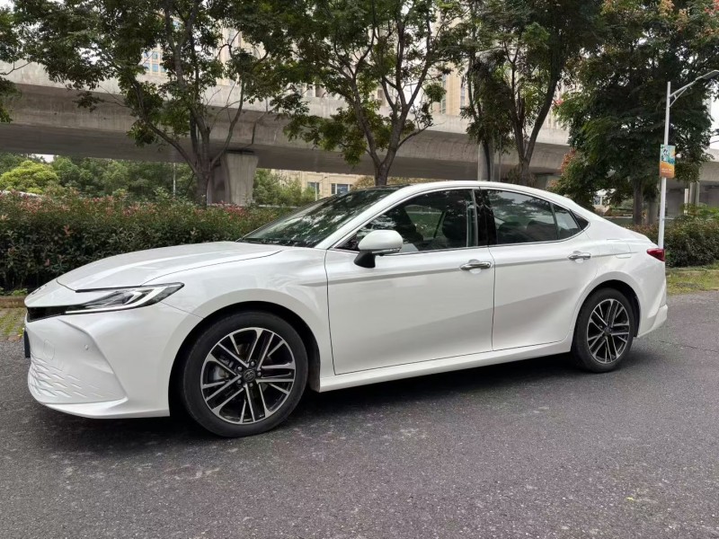 襄阳25年丰田凯美瑞4