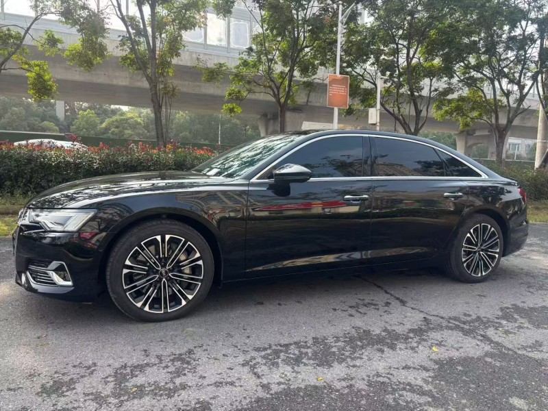 襄阳23年奥迪A6L4
