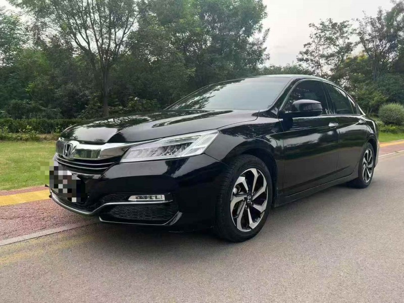 枣庄18年本田雅阁2