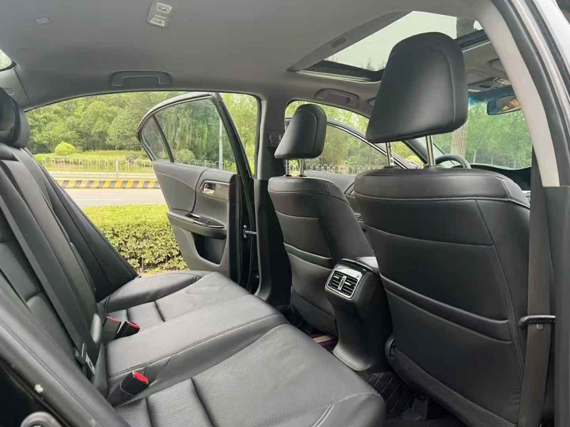 枣庄18年本田雅阁5