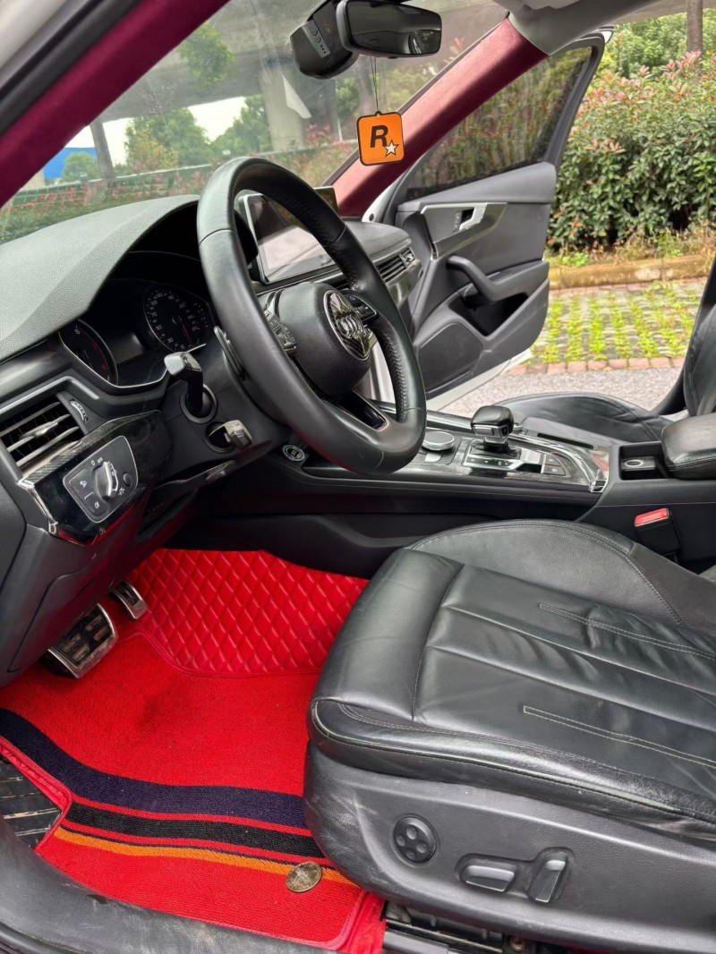 襄阳18年奥迪A4L3