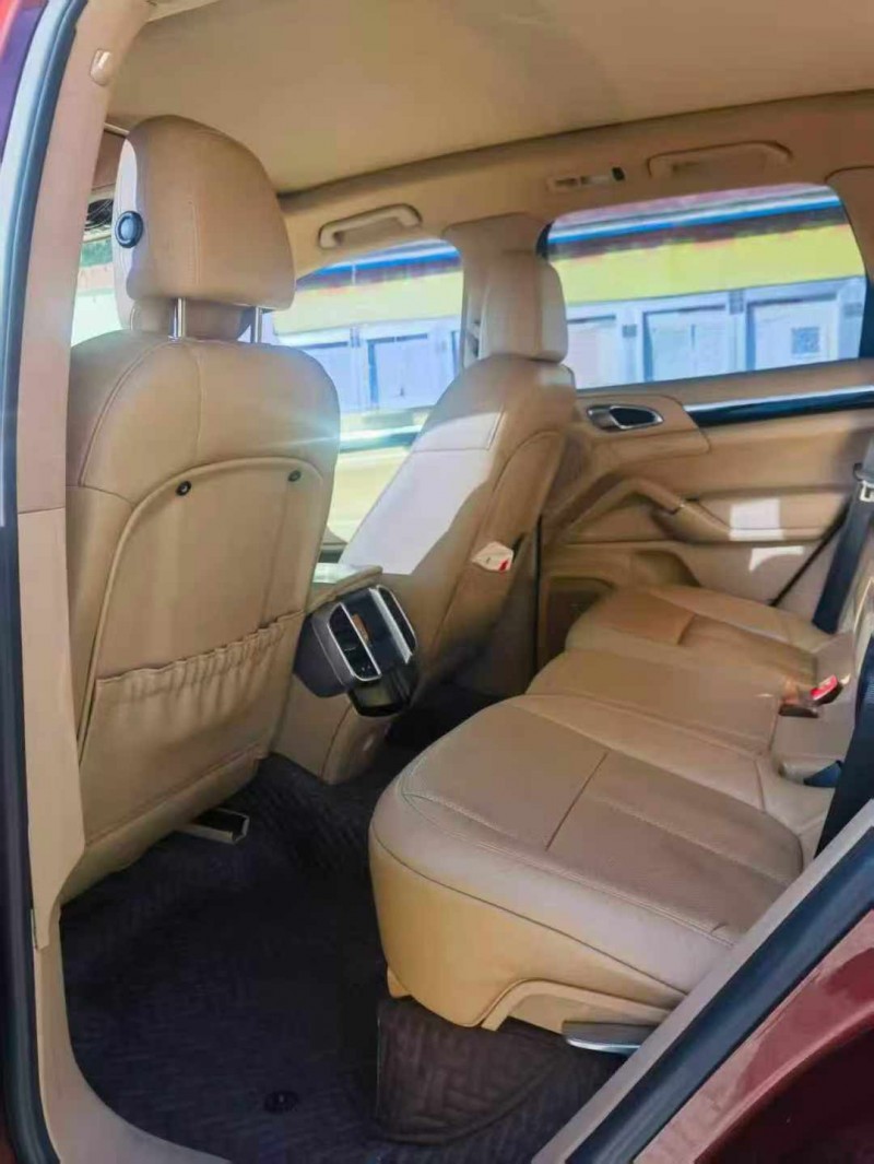 潍坊13年保时捷卡宴5