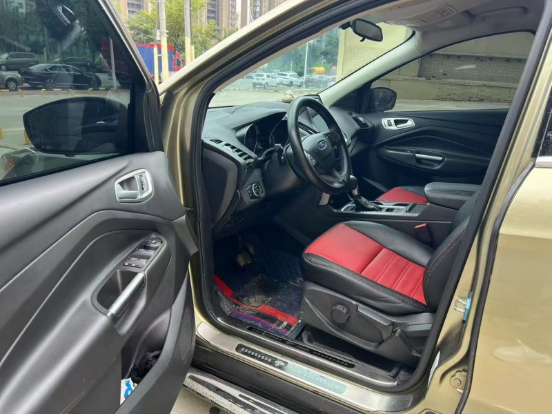 平顶山17年福特翼虎4